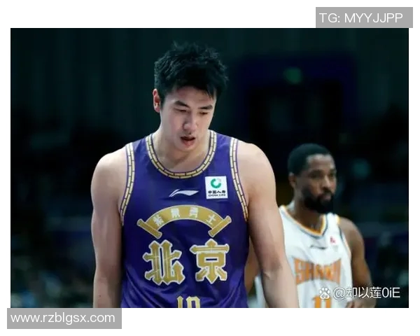 杭州篮球队实力变革引发热议球迷期待新赛季精彩表现与突破 杭州篮球队实力变革引发热议球迷期待新赛季精彩表现与突破