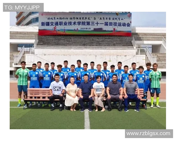 聚焦上海足球队的节奏与战术分析探讨球队未来发展方向 聚焦上海足球队的节奏与战术分析探讨球队未来发展方向