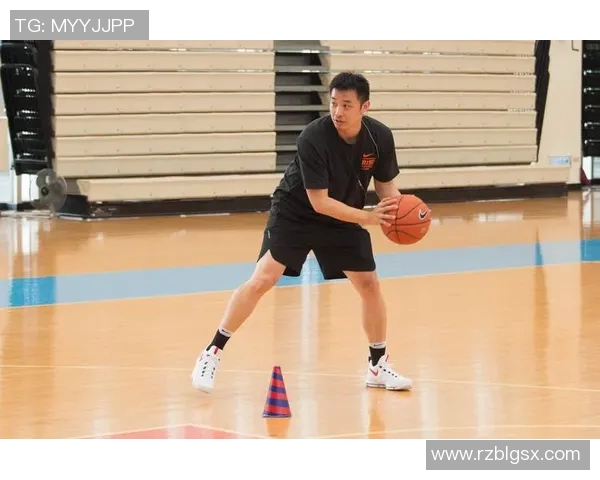 杨磊倾情分享篮球技巧与心得助你提升球技的独特之路 杨磊倾情分享篮球技巧与心得助你提升球技的独特之路