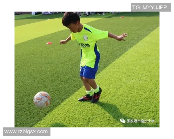 与刘磊畅谈足球生涯中的欧冠之路与梦想追逐 与刘磊畅谈足球生涯中的欧冠之路与梦想追逐