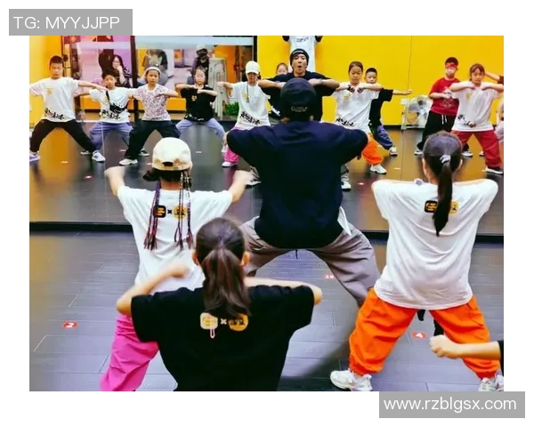 上海街舞队在运动街舞节奏排名中创新高展现体育魅力与团队精神 上海街舞队在运动街舞节奏排名中创新高展现体育魅力与团队精神